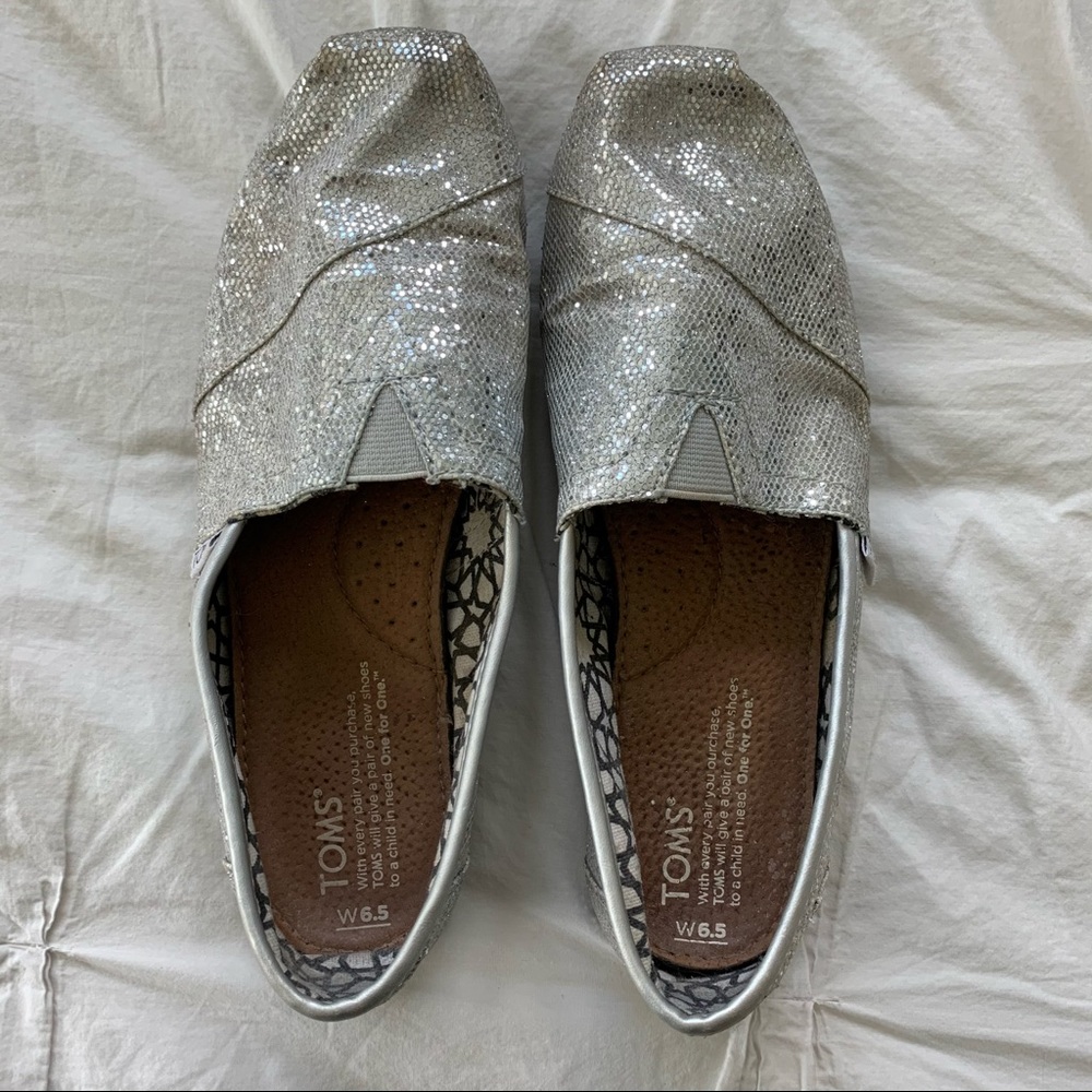 TOMS Shoes